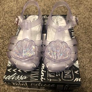 Mini Melissa size 8, NIB, clear w/glitter seashell